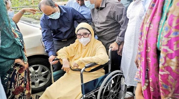 বিকেলে বাসায় ফিরছেন খালেদা জিয়া