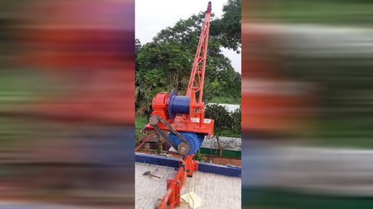 ডেমরায় ভবন থেকে পড়া ক্রেনের চাপায় প্রাণ গেল ৩ শ্রমিকের