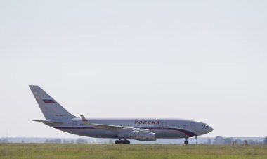 রোমানিয়া ছাড়লেন ৪০ রুশ কূটনীতিক ও দূতাবাস কর্মী