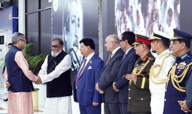 দেশে ফিরেছেন রাষ্ট্রপতি