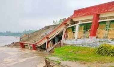 যমুনার গর্ভে বিলীন স্কুলটি, অনিশ্চিত দুই শতাধিক শিক্ষার্থীর পড়ালেখা