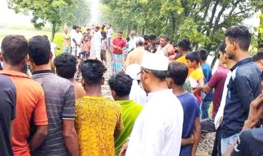 রেললাইনে হাঁটার সময় চিলাহাটি এক্সপ্রেসে কাটা পড়লো কিশোর