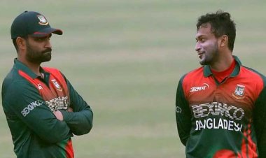 নীরবতা ভাঙলেন সাকিব, তামিমকে নিয়ে আবেগঘন বার্তা