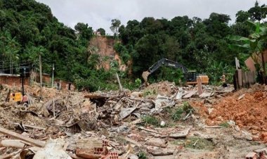 ব্রাজিলে ভবনধসে নিহত ৮