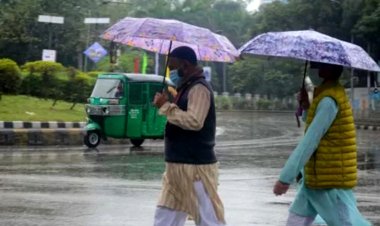 দিল্লিতে রেকর্ড ভাঙা বৃষ্টি, প্রাণ গেল ১২ জনের