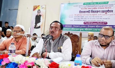 বিদেশ থেকে এক ছটাক চালও আমদানি করতে হবে না : খাদ্যমন্ত্রী