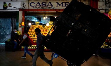 মেক্সিকোতে বাজারে মুখোশধারীদের হামলা-আগুন, নিহত ৯