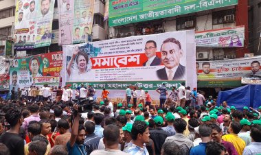 বৃষ্টি উপেক্ষা করে সমাবেশস্থলে জড়ো হচ্ছেন বিএনপির নেতাকর্মীরা