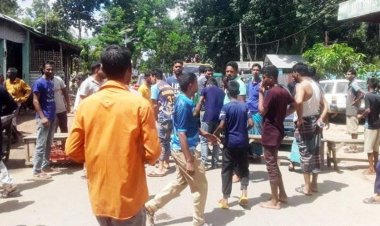 মোটরসাইকেলের ধাক্কায় ব্যবসায়ী নিহত, সড়ক অবরোধ