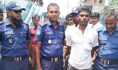 টাঙ্গাইলে বিদেশি মদসহ যুবক আটক