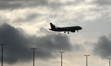 বজ্রঝড়ের কারণে যুক্তরাষ্ট্রে ২৬০০ ফ্লাইট বাতিল