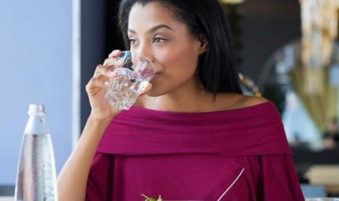 খাওয়ার পরপরই চা খেলে কী হয়?