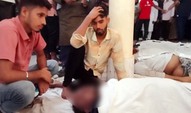 ঝালকাঠিতে স্বজনদের আহাজারিতে ভারী হাসপাতালের পরিবেশ