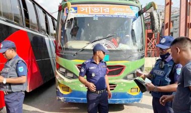 আমিনবাজারে পুলিশের চেকপোস্ট, দীর্ঘ যানজট-ভোগান্তি