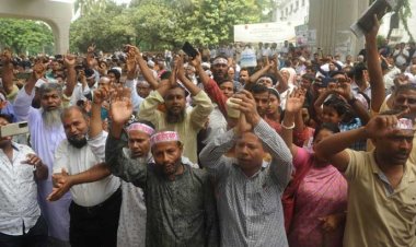 ছুটি বাতিল হলেও ক্লাসে ফিরছেন না শিক্ষকরা