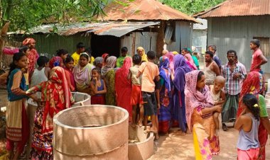 মা ব্যস্ত রান্নায়, ডোবায় ডুবে প্রাণ গেলো ২ বছরের শিশুর