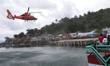  ইন্দোনেশিয়ায় ফেরি ডুবে ১৫ জনের মৃত্যু