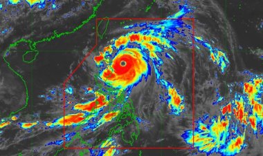 ফিলিপাইন উপকূলে ফুঁসছে সুপারটাইফুন, বড় বিপর্যয়ের শঙ্কা