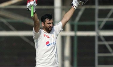 আব্দুল্লাহর ডাবল সেঞ্চুরির পর সালমানের শতক