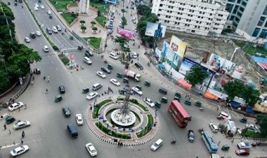 পাল্টাপাল্টি কর্মসূচি, ‘আতঙ্কে ফাঁকা’ ঢাকা
