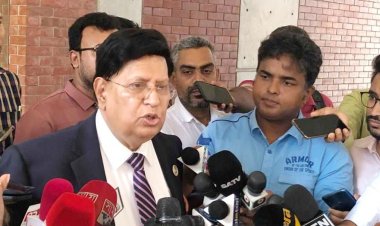 আপনারা সবসময় ময়লা খোঁজেন, সাংবাদিকদের পররাষ্ট্রমন্ত্রী