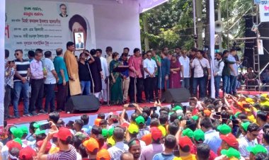 নেতাকর্মীদের উজ্জীবিত করতে জাসাসের সঙ্গীত পরিবেশন