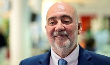 জার্মানির ইসরাইলি রাষ্ট্রদূতকে ক্যাফে থেকে বের করে দিলেন ইসরাইলি