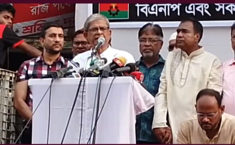 সংকট উত্তরণে সরকারের পদত্যাগ ছাড়া আর কোনো পথ নেই: মির্জা ফখরুল