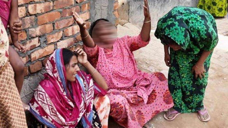 গভীর রাতে প্রবাসীর স্ত্রী-ছেলেকে কুপিয়ে হত্যা