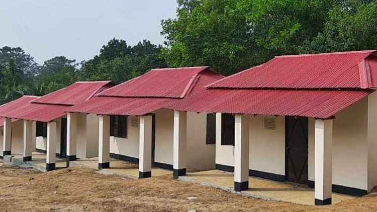 আশ্রয়ণ প্রকল্পের ঘর বিক্রি হচ্ছে ২৫ হাজারে!