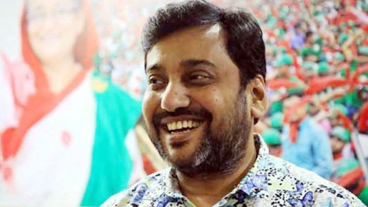 রিট শুনানির একদিন আগে দেশ ছেড়েছেন সম্রাট