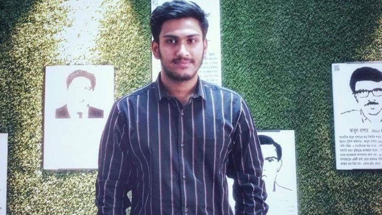 ছাত্রাবাসের ব্যালকনি থেকে পড়ে আহত শিক্ষার্থীর মৃত্যু
