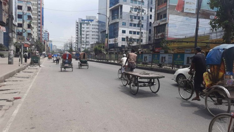 উত্তরা-গুলিস্তান ও যাত্রাবাড়ী রুট গণপরিবহন শূন্য