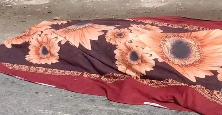 মাদকের টাকা না পেয়ে মাকে মারধর, বাধা দেওয়ায় বোনকে খুন