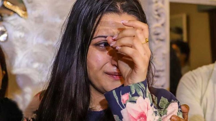 এজলাসে দাঁড়িয়ে কাঁদলেন পরীমনি