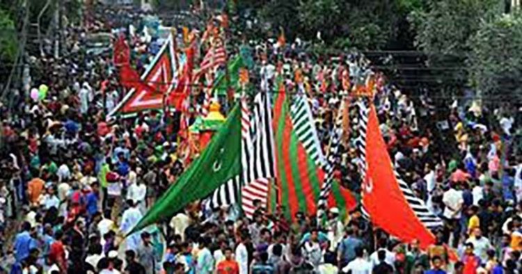 হোসনে দালান থেকে শুরু হলো তাজিয়া মিছিল