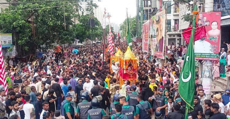 শোকের মাতমে শেষ হলো তাজিয়া মিছিল
