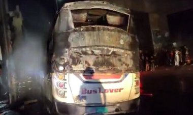 ঈগল পরিবহনের বাসে আগুন: ১৫০ জনের বিরুদ্ধে মামলা