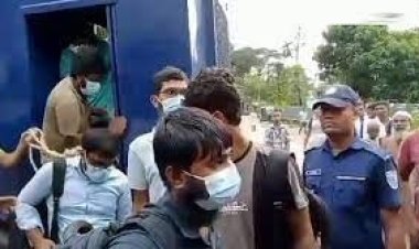 হুইপকে নিরাপত্তা দিয়ে পৌঁছে দেওয়ার সময় দুর্ঘটনায় ৩ পুলিশ আহত