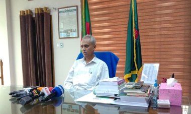 আসল-নকল পর্যবেক্ষক দেখার দায়িত্ব পররাষ্ট্র মন্ত্রণালয়ের: ইসি আলমগীর