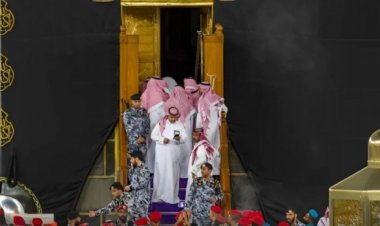 পবিত্র কাবা শরীফ ধোয়ার উৎসব সম্পন্ন