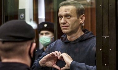  পুতিনের কট্টর সমালোচক নাভালনির আরও ১৯ বছরের কারাদণ্ড