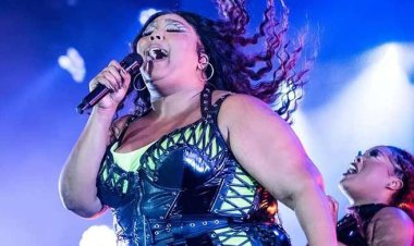  হেনস্তার অভিযোগে এবার মুখ খুললেন পপ তারকা লিজো