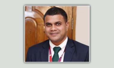 বেগম রোকেয়া বিশ্ববিদ্যালয়: কর্মকর্তার বিরুদ্ধে স্ত্রীকে নির্যাতন-নারী কেলেঙ্কারির অভিযোগ