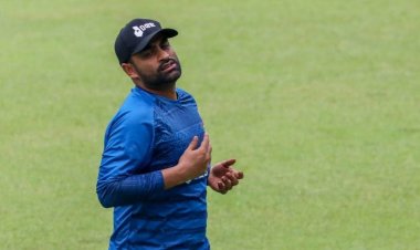  হঠাৎ মিরপুরে তামিম 