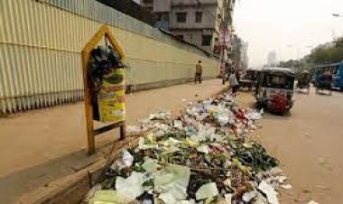 ময়লার স্তূপের মধ্যে নারীর লাশ