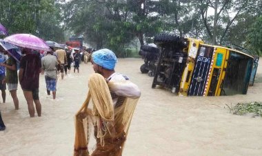 চট্টগ্রাম-কক্সবাজার মহাসড়কে যান চলাচল বন্ধ