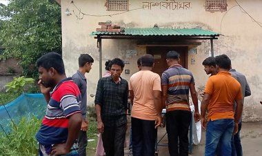 ৫ স্কুলছাত্রীর ধুমপানের ভিডিও ধারণ করলেন শিক্ষক, একজনের আত্মহত্যা