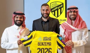 ওমরাহ করে বেনজেমা বললেন, ‘মাশাআল্লাহ, আলহামদুলিল্লাহ’