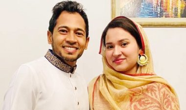 মুশফিকের স্ত্রীর ইঙ্গিতপূর্ণ স্ট্যাটাস